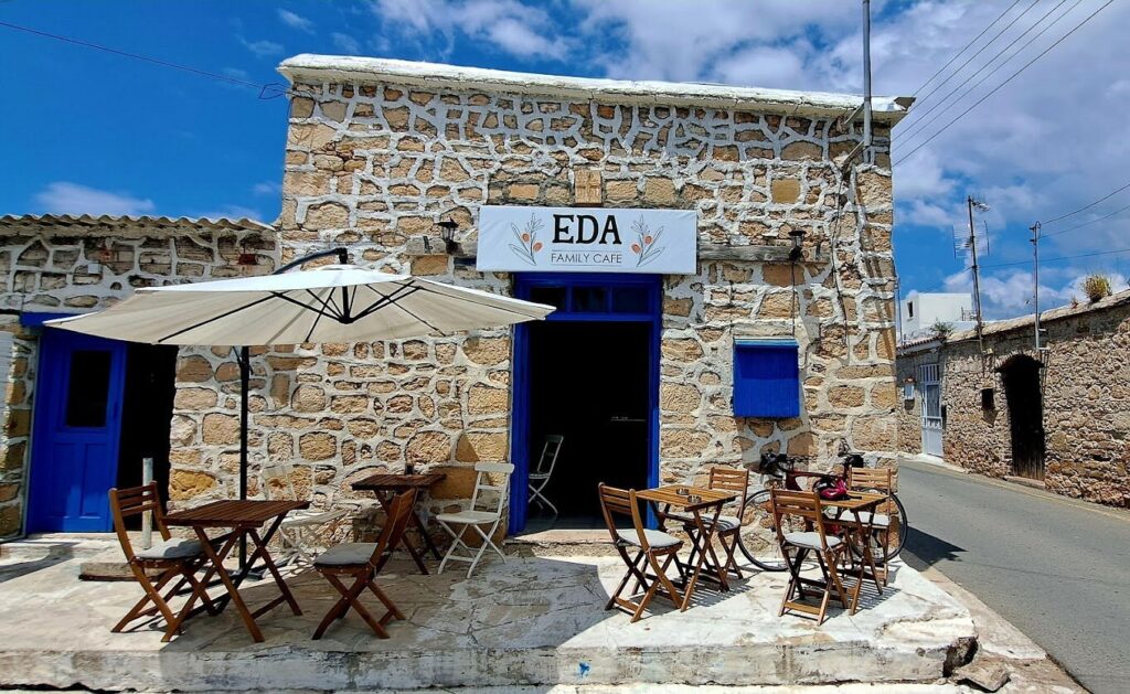 EDA family cafe